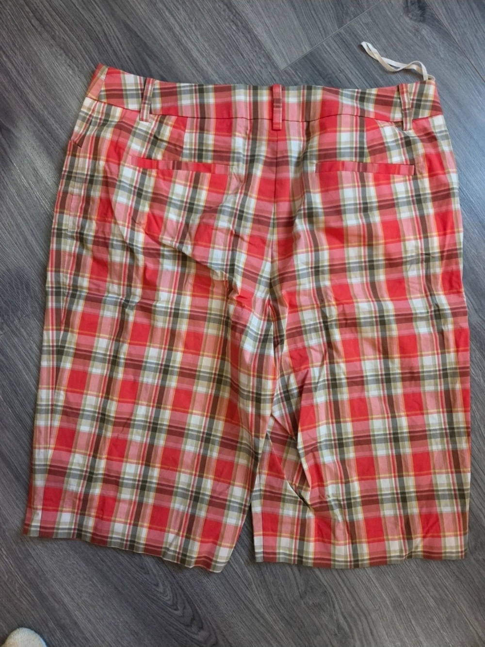 Jones New York Red Plaid Flat Front Shorts